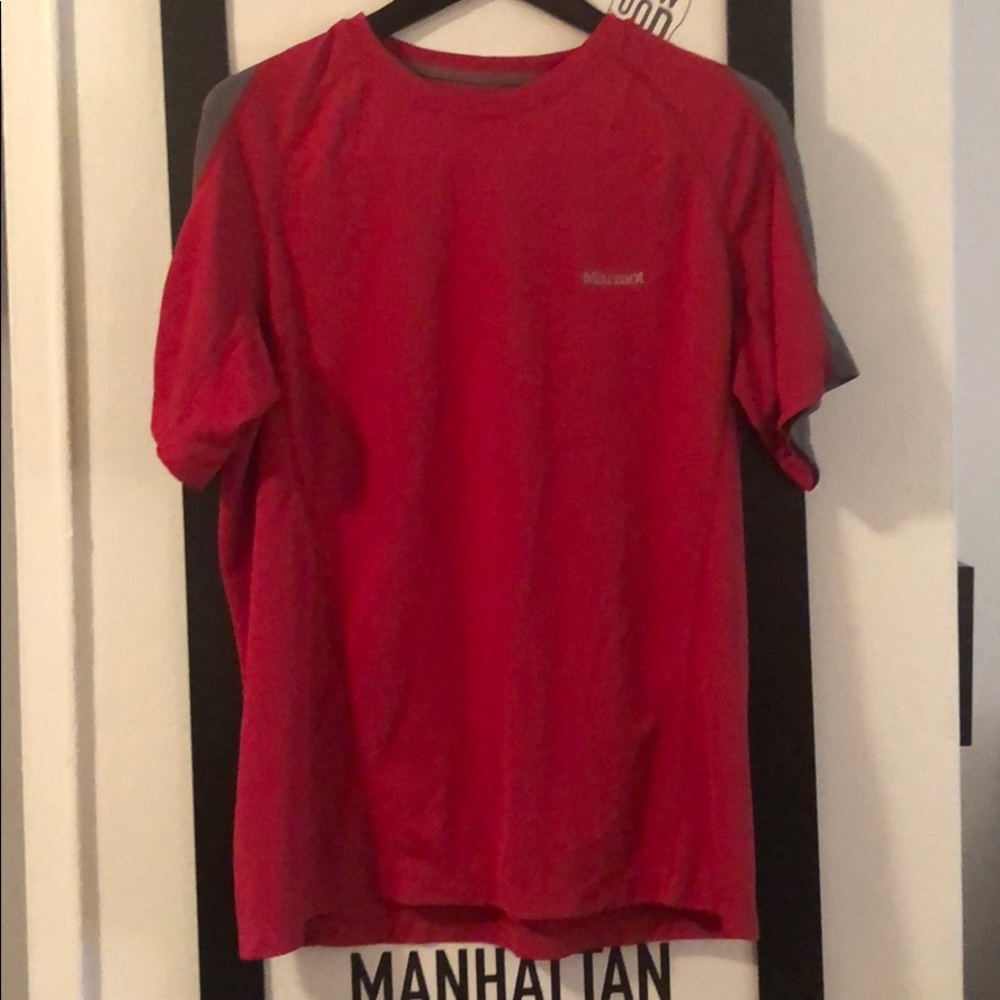Marmot red and gray workout shirt - L